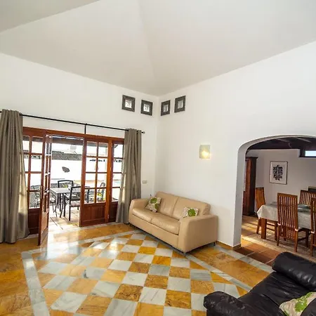 Vila 149, La Goleta, *