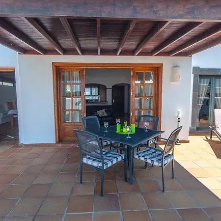 149, La Goleta, Vila *